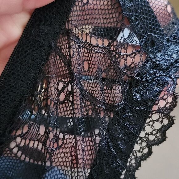 René Rofé black padded lace bra 40C, NWOT - Picture 4 of 7